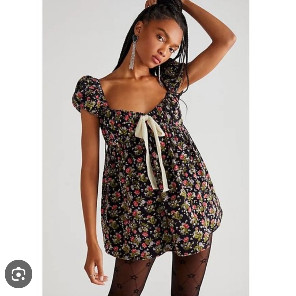 Floral Puff Sleeve Top with Bow